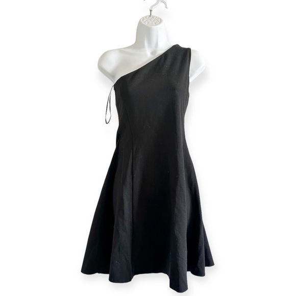 New with tag, Theory Black Leainna Fixture Ponte‎ One-Shoulder Dress,  P (00-0) - Picture 3 of 15
